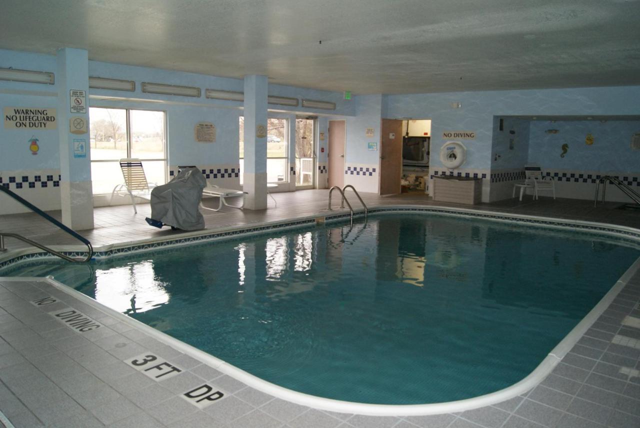 Baymont By Wyndham Coon Rapids Hotel Buitenkant foto