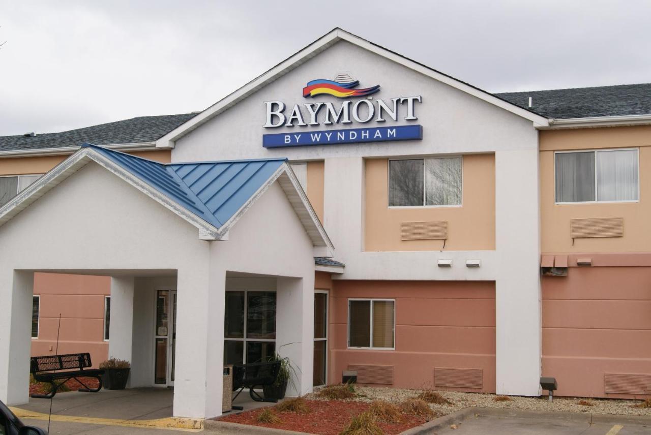 Baymont By Wyndham Coon Rapids Hotel Buitenkant foto